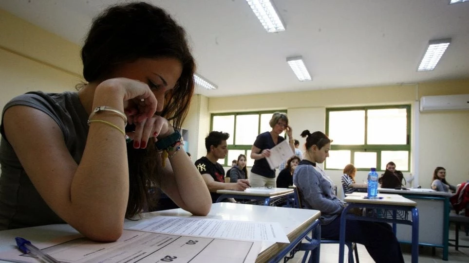 Επιστροφή στις δέσμες ετοιμάζει το υπ. Παιδείας για τις Πανελλαδικές